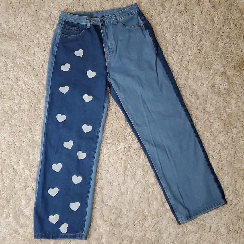 SHEIN HEART & COLORBLOCK STRAIGHT LEG CROPPED JEANS